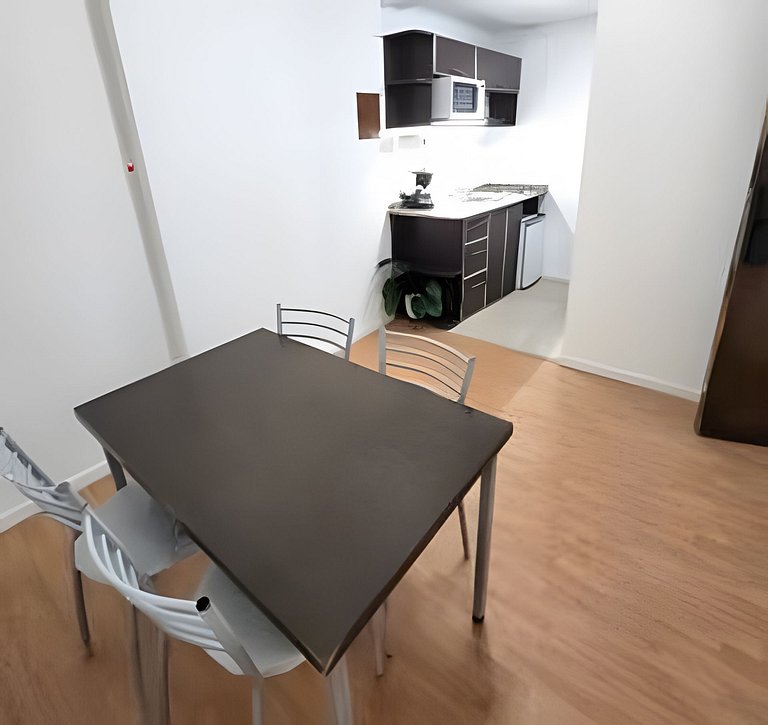 Apartamento 2 Amb en microcentro de Bs As (1A)