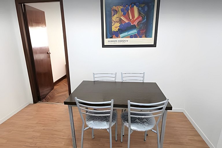 Apartamento 2 Amb en microcentro de Bs As (1A)