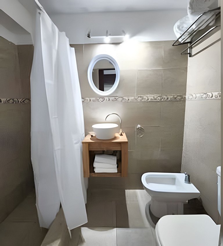 Apartamento 2 Amb en microcentro de Bs As (1A)