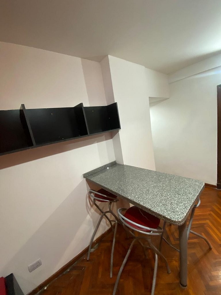 Gran monoambiente en centro de Buenos Aires (1C)