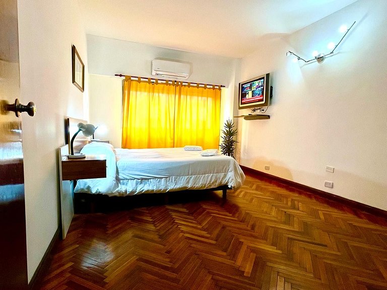 Apartamento de 2 quartos no centro de Buenos Aires (1A)