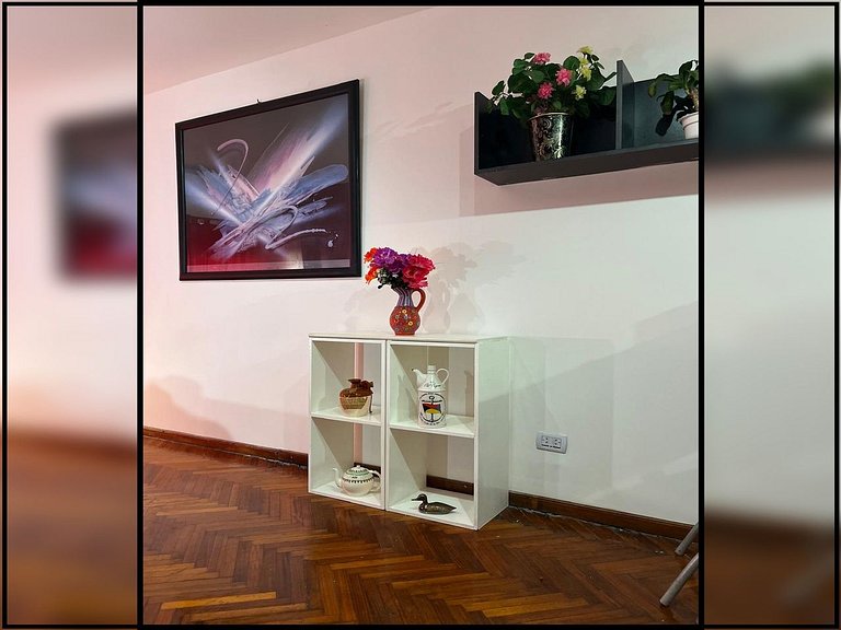Large studio apartment in downtown Buenos Aires (1C)