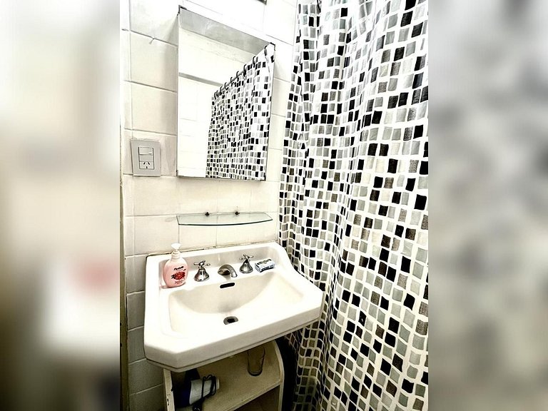 Espaçoso apartamento estúdio no centro de Buenos Aires (2D)
