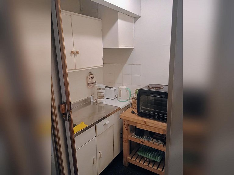 Spacious Studio Apartment in Downtown Buenos Aires (2D)