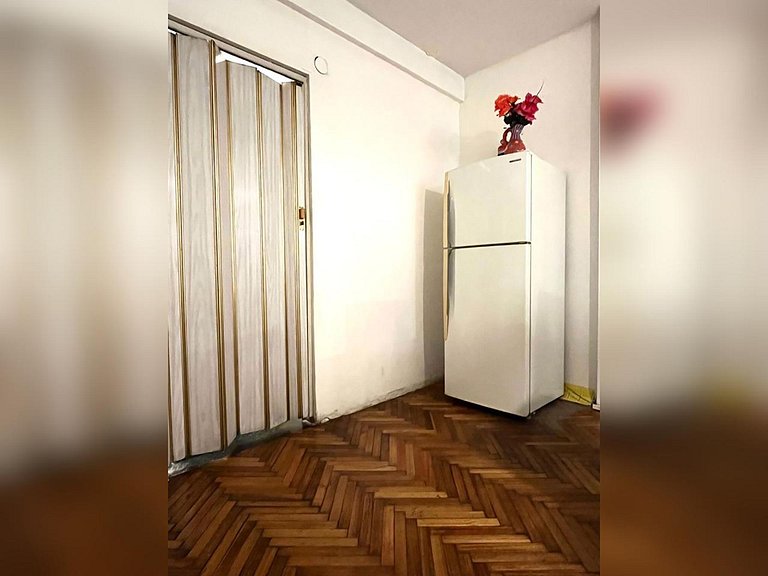 Spacious Studio Apartment in Downtown Buenos Aires (2D)