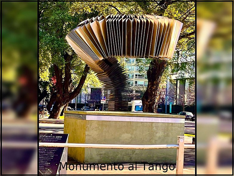 Amplio Monoambiente en Microcentro de Bs As (2D)