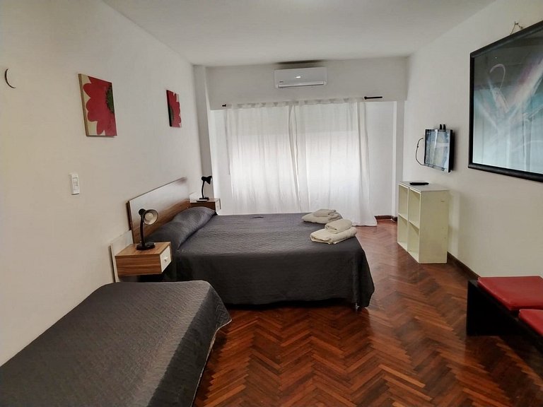Gran monoambiente en centro de Buenos Aires (1C)