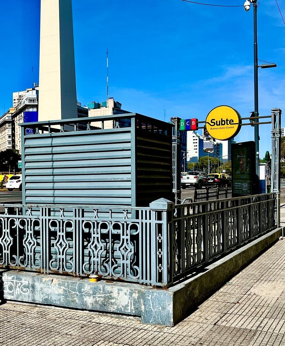 Estaciones de Subte